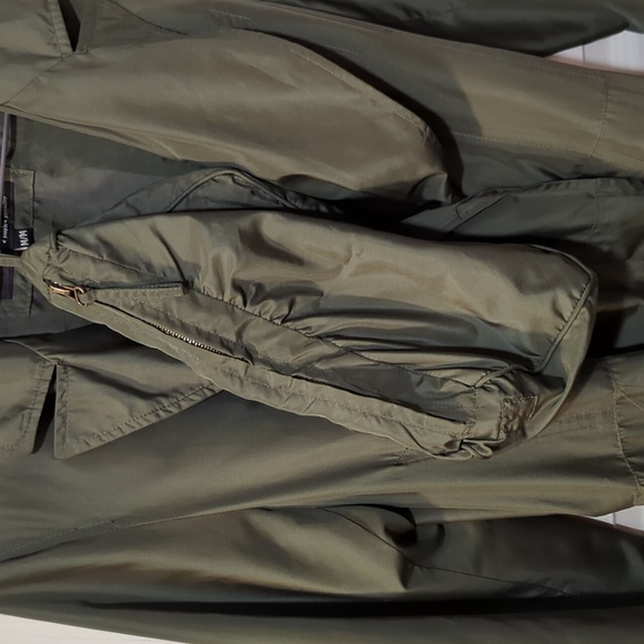 34 black rivet Spring Jacket - Picture 2 of 6